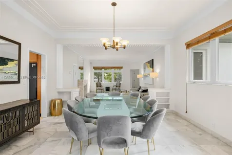 4340 Pine Tree Drive Miami Beach FL 33140