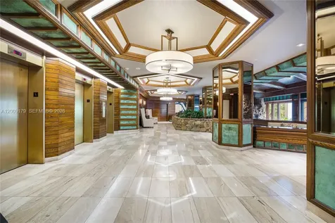 1000 Quayside Terrace Miami FL 33138