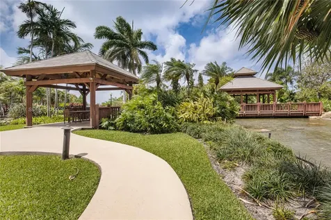 1000 Quayside Terrace Miami FL 33138