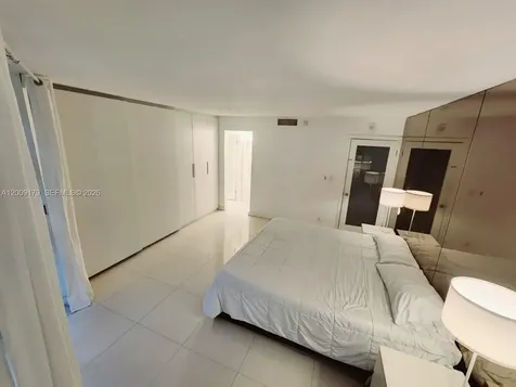 1000 Quayside Terrace Miami FL 33138