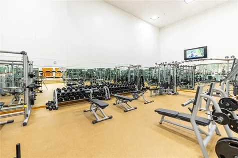 1000 Quayside Terrace Miami FL 33138