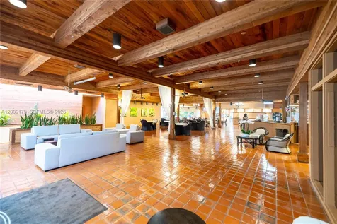 1000 Quayside Terrace Miami FL 33138