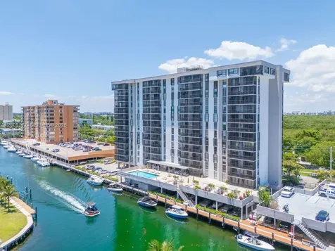 2500 NE 135th Street North Miami FL 33181