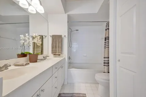 17100 N Bay Road Sunny Isles Beach FL 33160