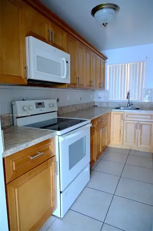 650 NE 149th Street Miami FL 33161