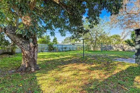 1030 NW 141st Street Miami FL 33168