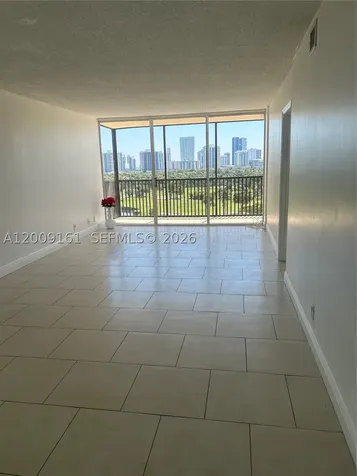 20301 W Country Club Drive Aventura FL 33180