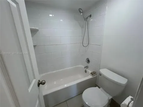 20301 W Country Club Drive Aventura FL 33180