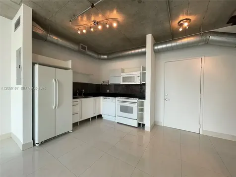690 SW 1st Court Miami FL 33130