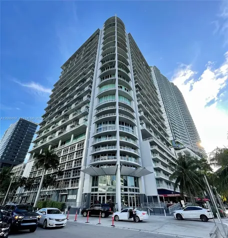 690 SW 1st Court Miami FL 33130