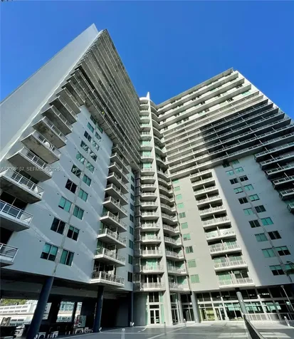 690 SW 1st Court Miami FL 33130
