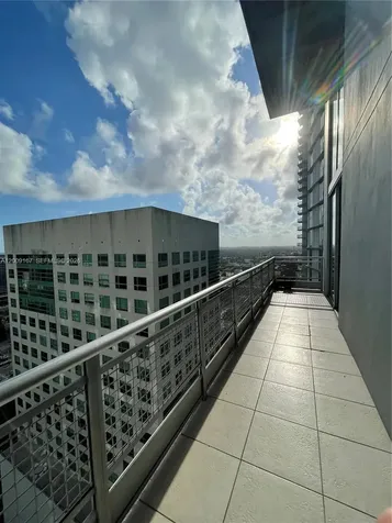 690 SW 1st Court Miami FL 33130