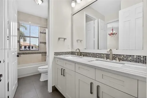 3765 NW 85th Terrace Cooper City FL 33024