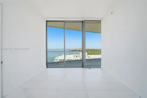 175 SE 25th Road Miami FL 33129