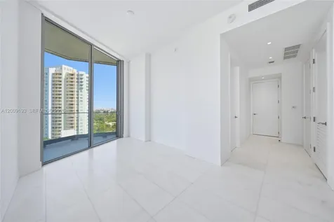 175 SE 25th Road Miami FL 33129