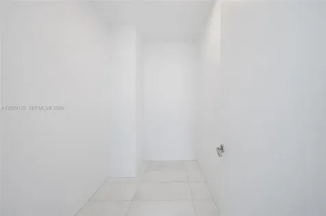 175 SE 25th Road Miami FL 33129