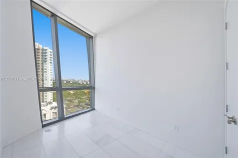 175 SE 25th Road Miami FL 33129