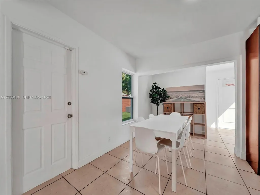2461 SW 16th Court Fort Lauderdale FL 33312