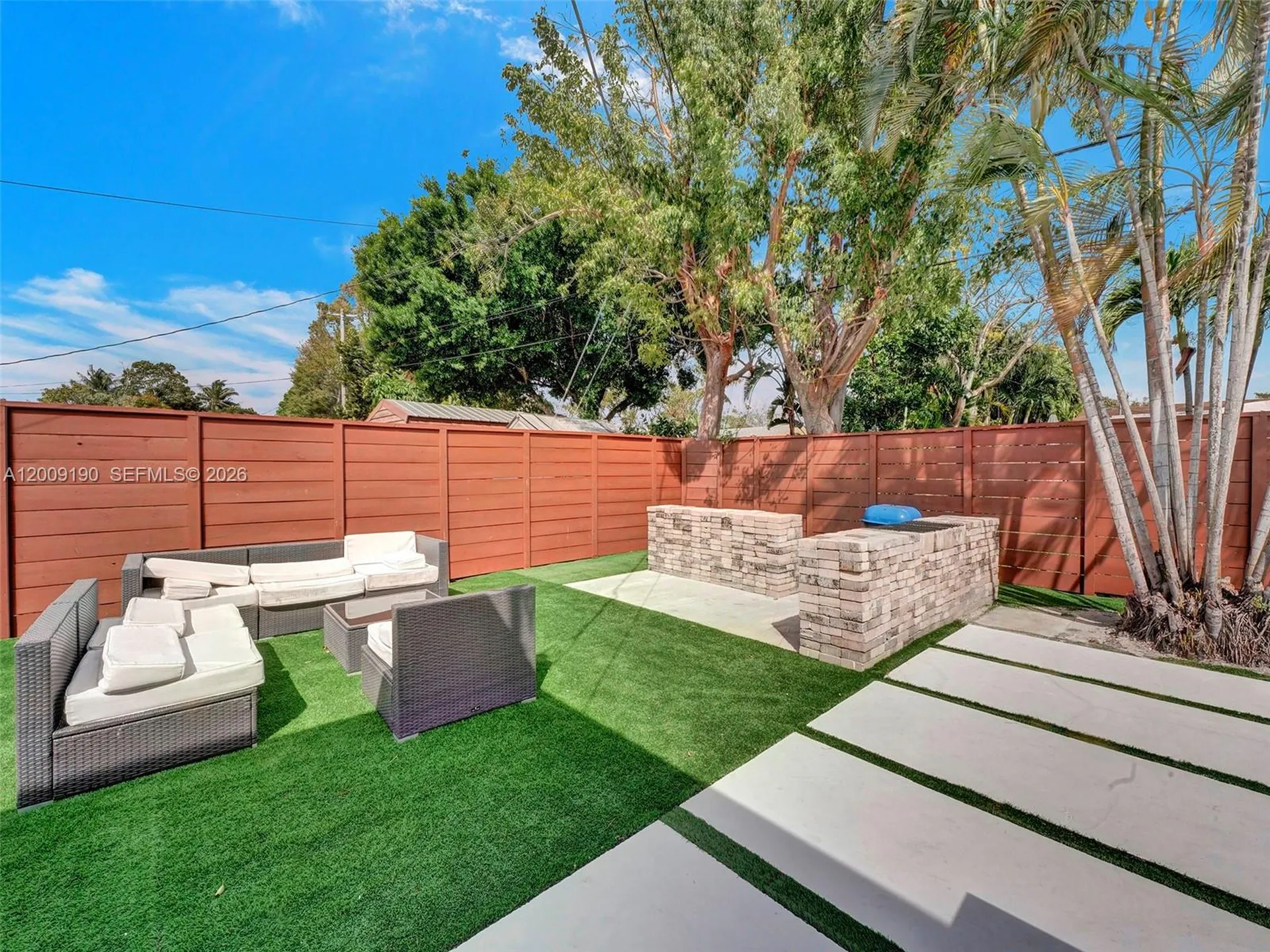 2461 SW 16th Court Fort Lauderdale FL 33312