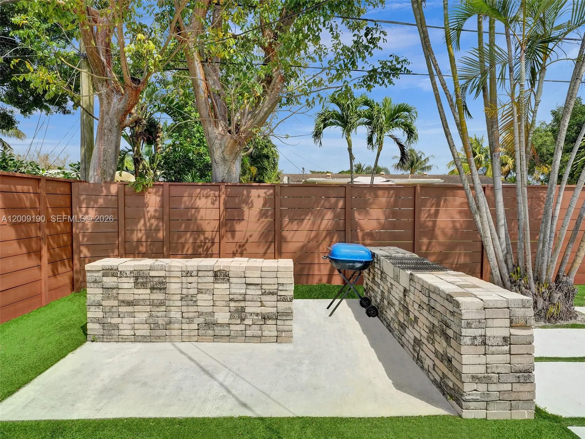 2461 SW 16th Court Fort Lauderdale FL 33312