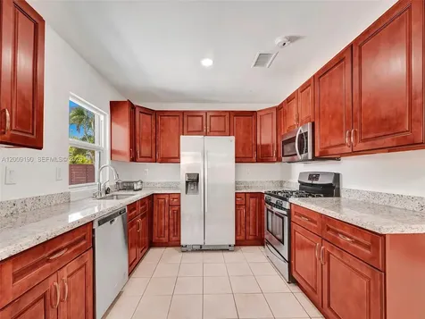 2461 SW 16th Court Fort Lauderdale FL 33312