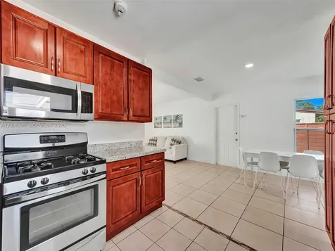 2461 SW 16th Court Fort Lauderdale FL 33312