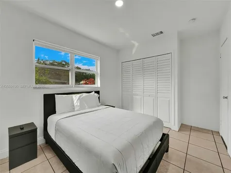 2461 SW 16th Court Fort Lauderdale FL 33312