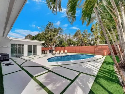 2461 SW 16th Court Fort Lauderdale FL 33312