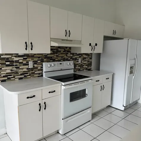 21215 NE 9th Court Miami FL 33179