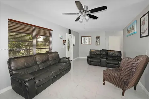 1762 NW 8th Avenue Homestead FL 33030