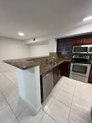 520 SW 111th Avenue Pembroke Pines FL 33025