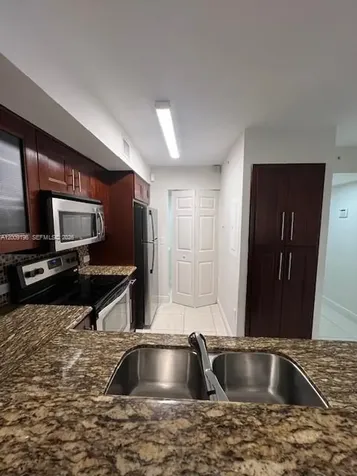 520 SW 111th Avenue Pembroke Pines FL 33025