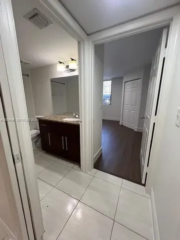 520 SW 111th Avenue Pembroke Pines FL 33025