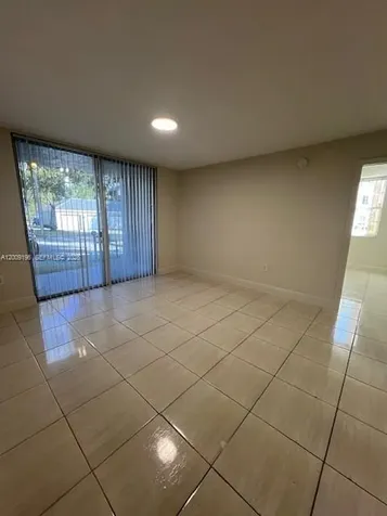 520 SW 111th Avenue Pembroke Pines FL 33025