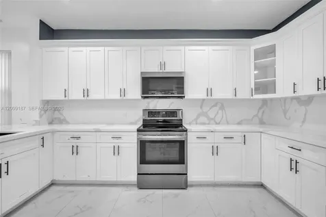 5040 W Willow Pond Road W West Palm Beach FL 33417