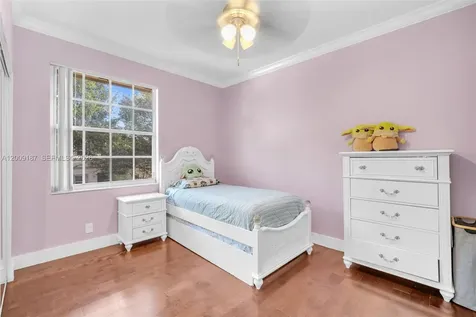 5040 W Willow Pond Road W West Palm Beach FL 33417