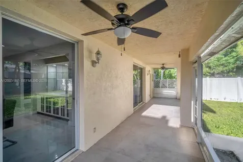 5040 W Willow Pond Road W West Palm Beach FL 33417