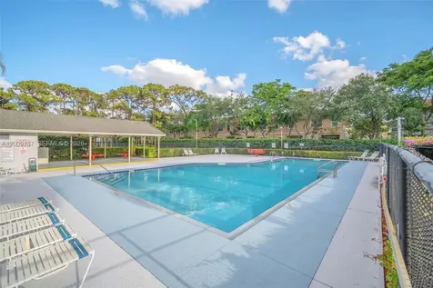 5040 W Willow Pond Road W West Palm Beach FL 33417