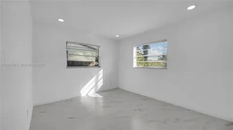 4285 SW 48th Court Dania Beach FL 33314
