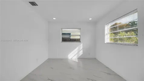 4285 SW 48th Court Dania Beach FL 33314