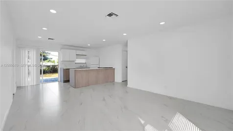 4285 SW 48th Court Dania Beach FL 33314
