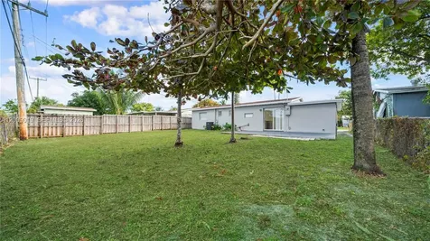 4285 SW 48th Court Dania Beach FL 33314