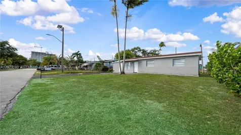 4285 SW 48th Court Dania Beach FL 33314