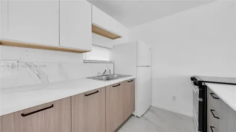 4285 SW 48th Court Dania Beach FL 33314