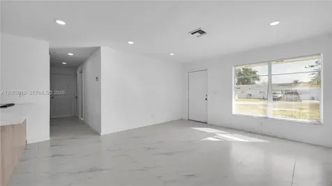 4285 SW 48th Court Dania Beach FL 33314