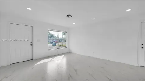4285 SW 48th Court Dania Beach FL 33314