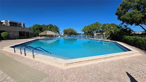 1101 Colony Point Circle Pembroke Pines FL 33026