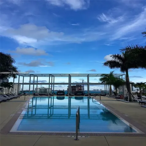 3301 NE 1 Avenue Miami FL 33137