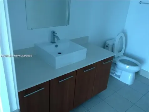 3301 NE 1 Avenue Miami FL 33137