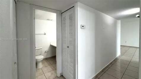 666 W 81st Street Hialeah FL 33014